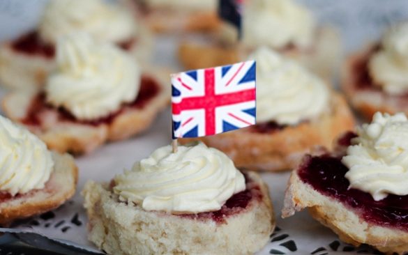 SwappingScones.jpg